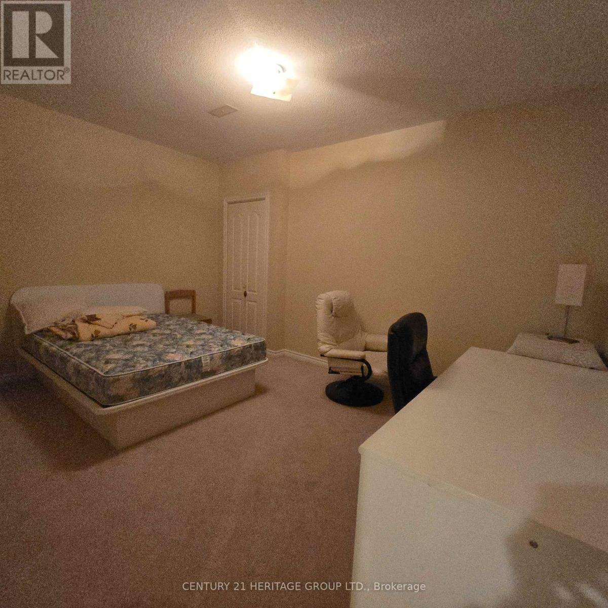 54 Farnham Drive, Richmond Hill (Bayview Hill), Ontario  L4B 4E7 - Photo 36 - N12641922