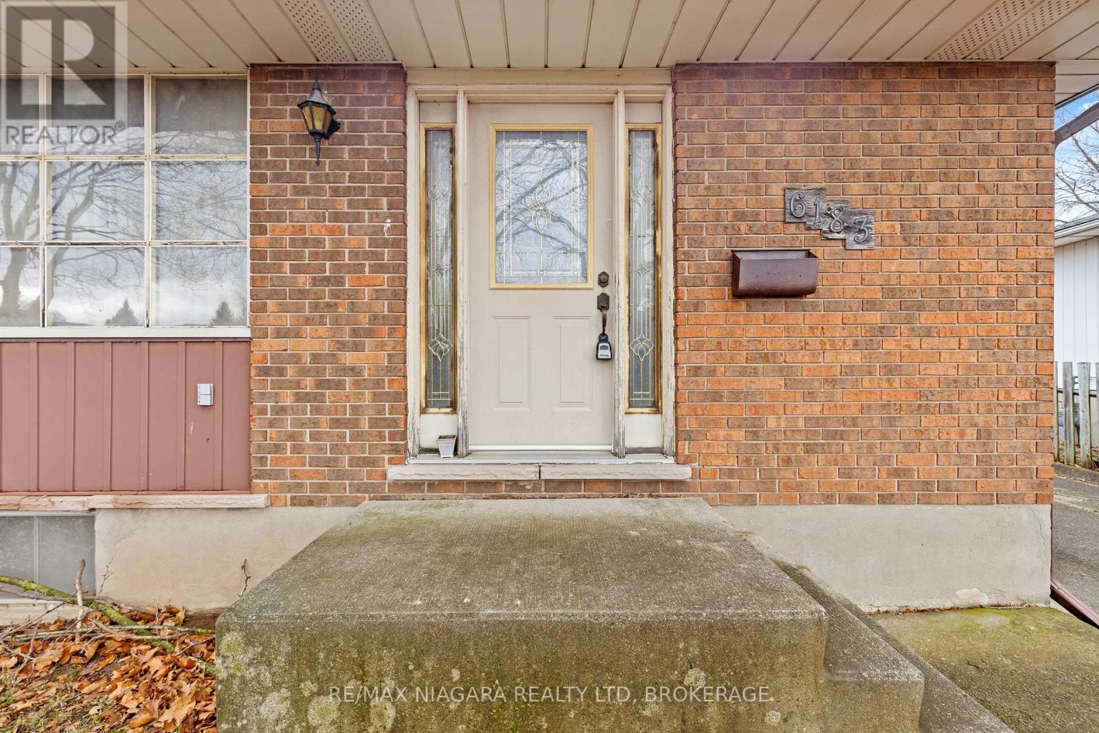 6183 Johnson Drive, Niagara Falls (Church's Lane), Ontario  L2J 3J6 - Photo 4 - X12644678