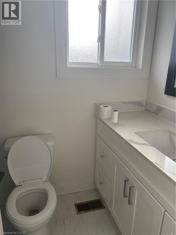 13 Penny Lane, Stoney Creek, Ontario  L8J 2V7 - Photo 4 - 40794433