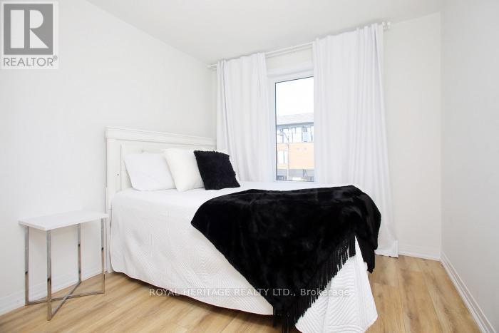 5 Klein Way, Whitby, Ontario  L1R 0S6 - Photo 8 - E12644674