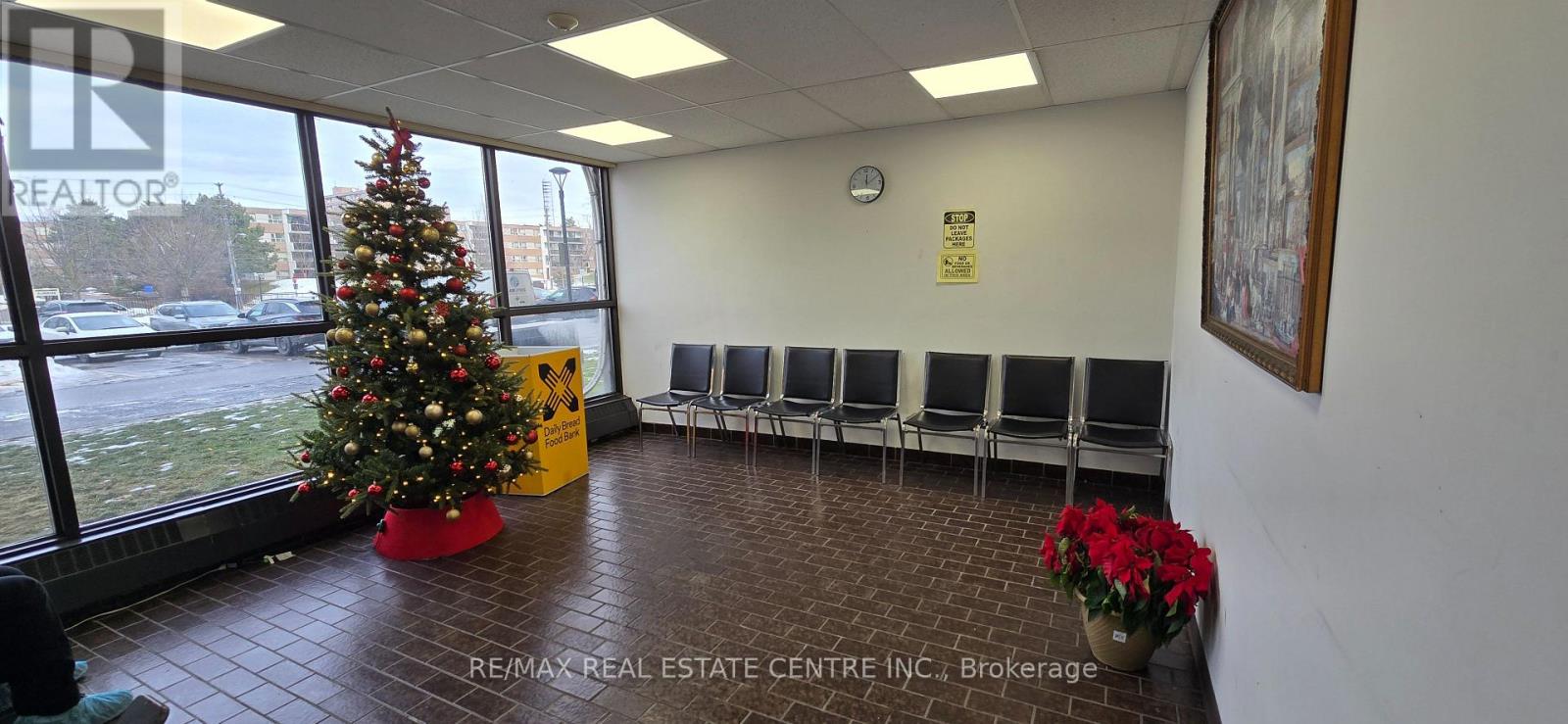 1012 - 45 Sunrise Avenue, Toronto, Ontario  M4A 2S3 - Photo 4 - C12640530