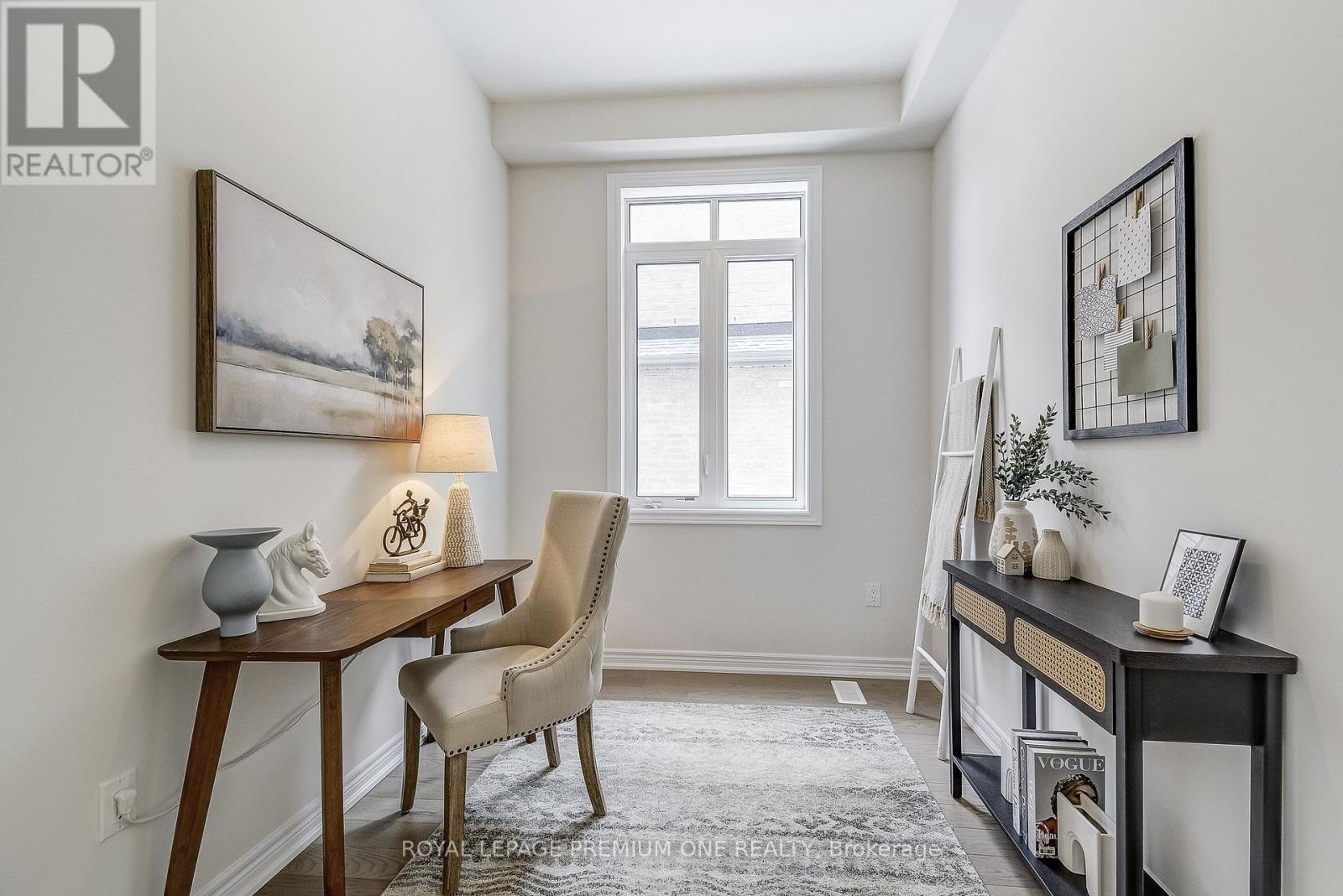 884 Plum Place, Milton, Ontario  L9T 7E7 - Photo 8 - W12368297