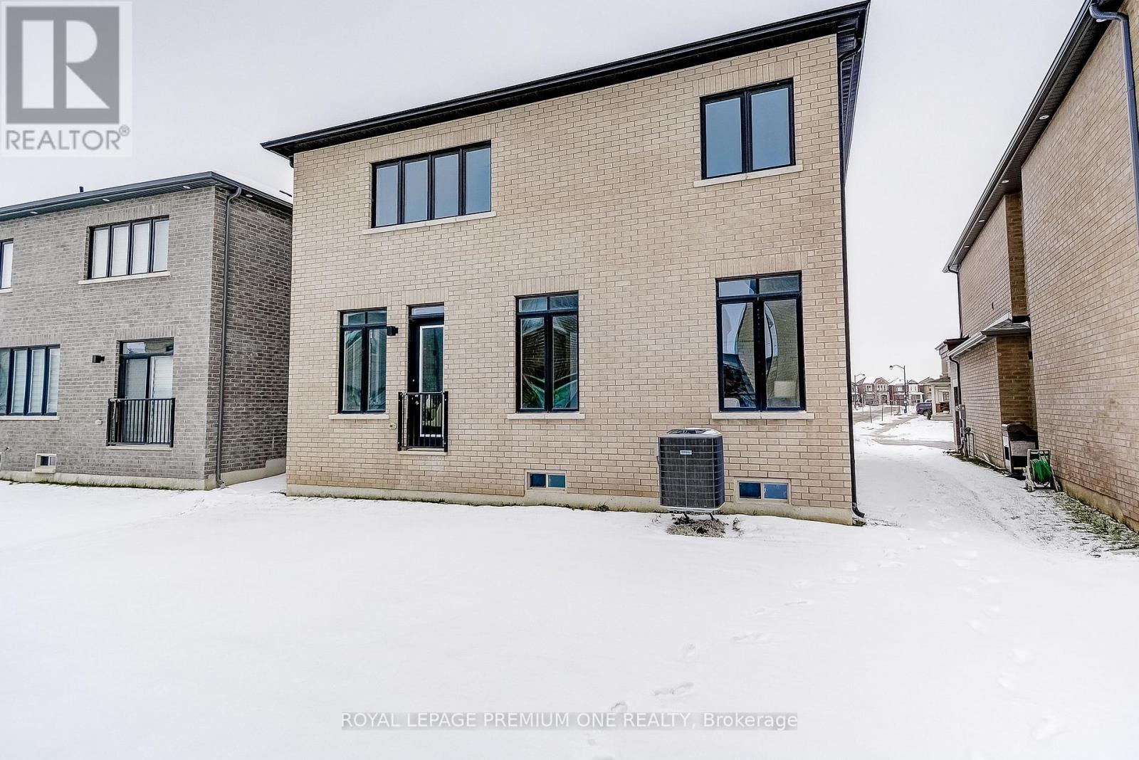 884 Plum Place, Milton, Ontario  L9T 7E7 - Photo 48 - W12368297
