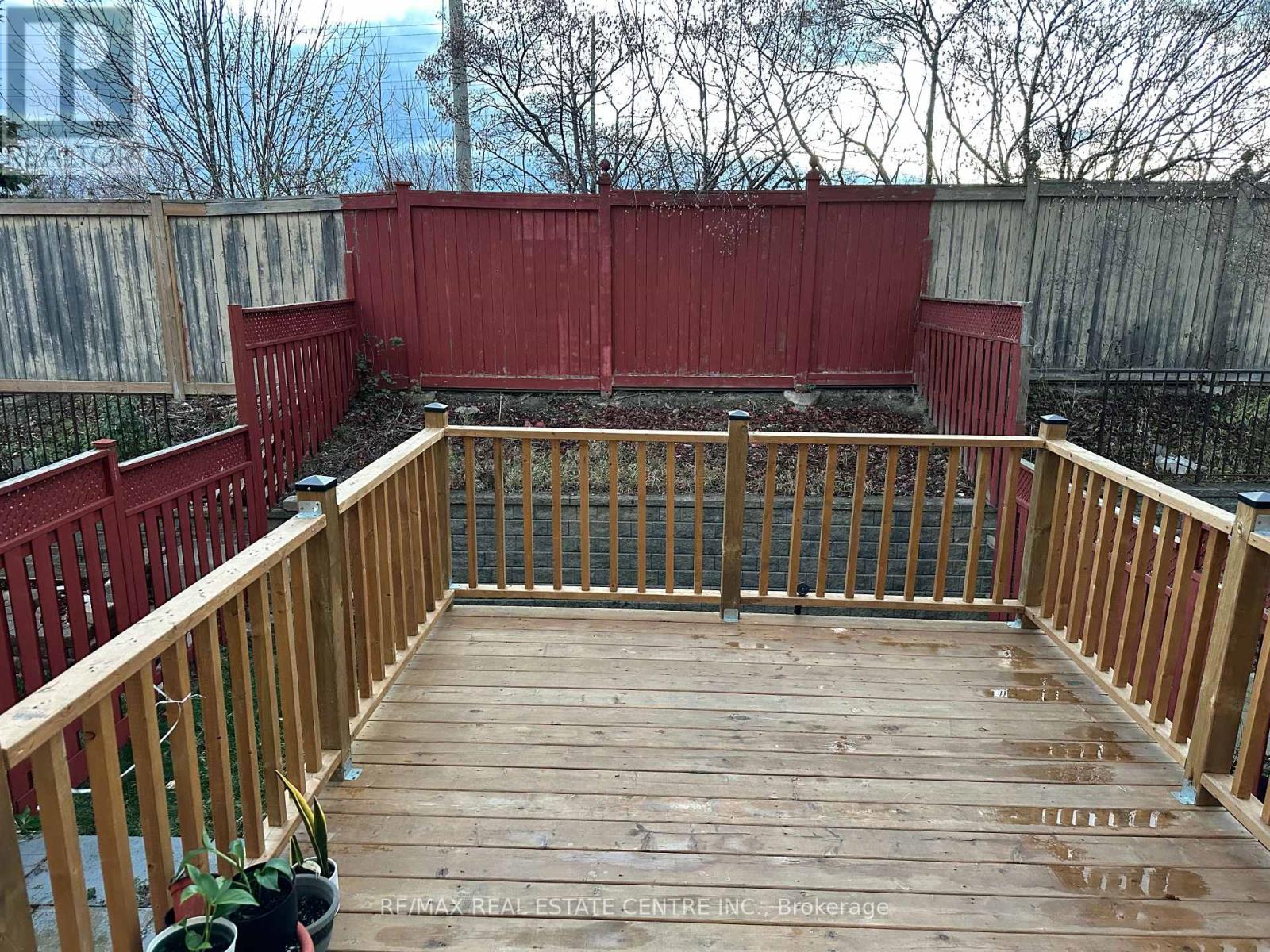 40 Ridgefield Court, Brampton, Ontario  L6P 1B4 - Photo 12 - W12644668