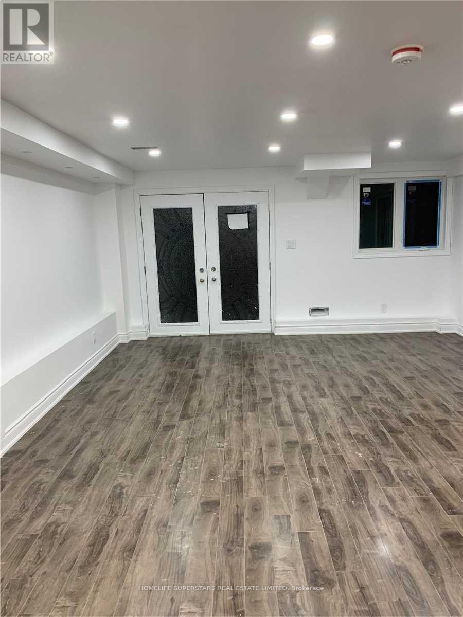 20 Meltwater Crescent, Brampton, Ontario  L6P 3V8 - Photo 4 - W12644672