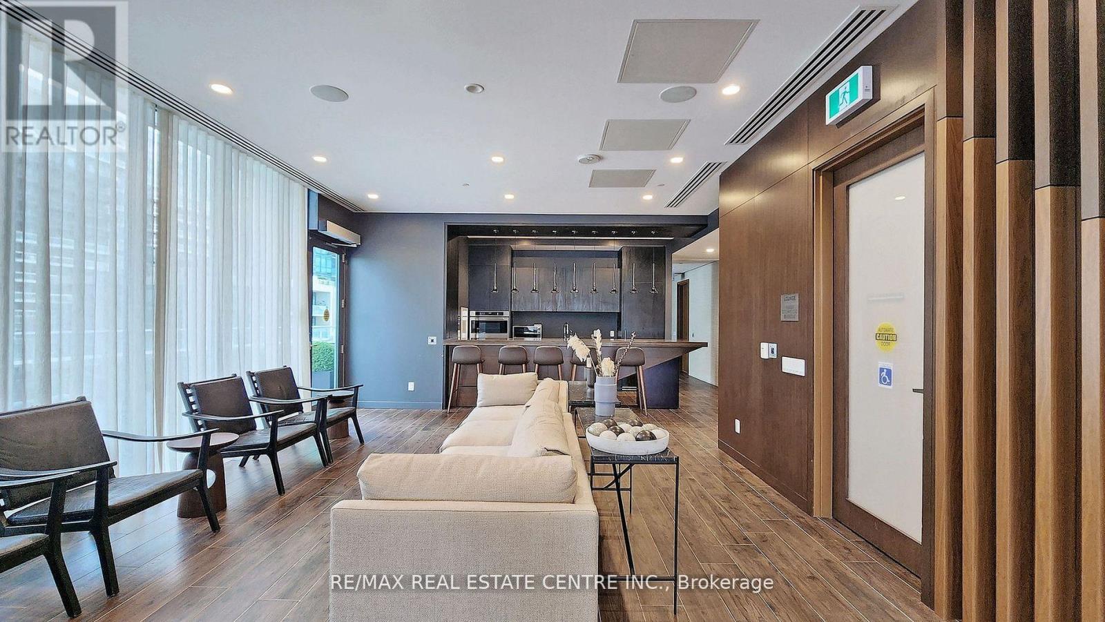 703 - 70 Annie Craig Drive, Toronto, Ontario  M8V 0G2 - Photo 18 - W12644684