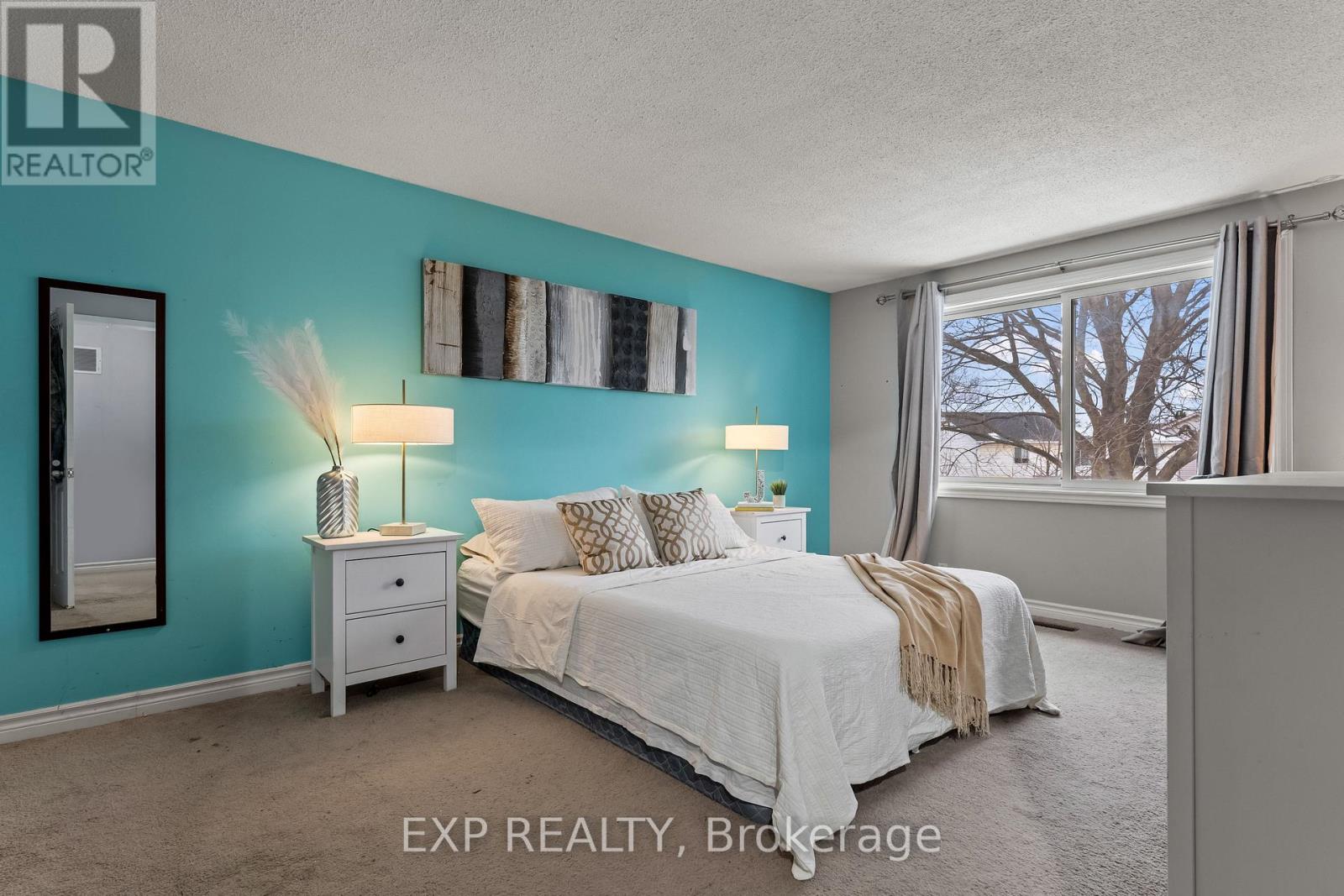 17 Glaceport Avenue, Hamilton, Ontario  L9H 7E2 - Photo 17 - X12644676