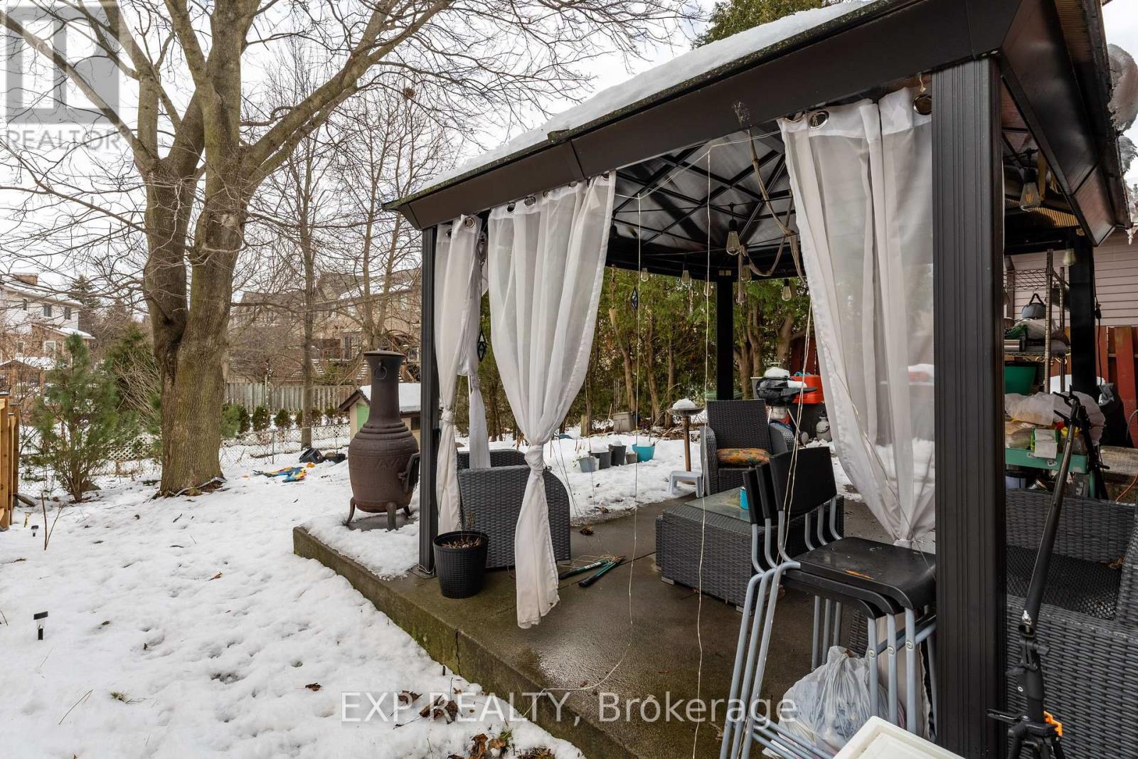 17 Glaceport Avenue, Hamilton, Ontario  L9H 7E2 - Photo 27 - X12644676