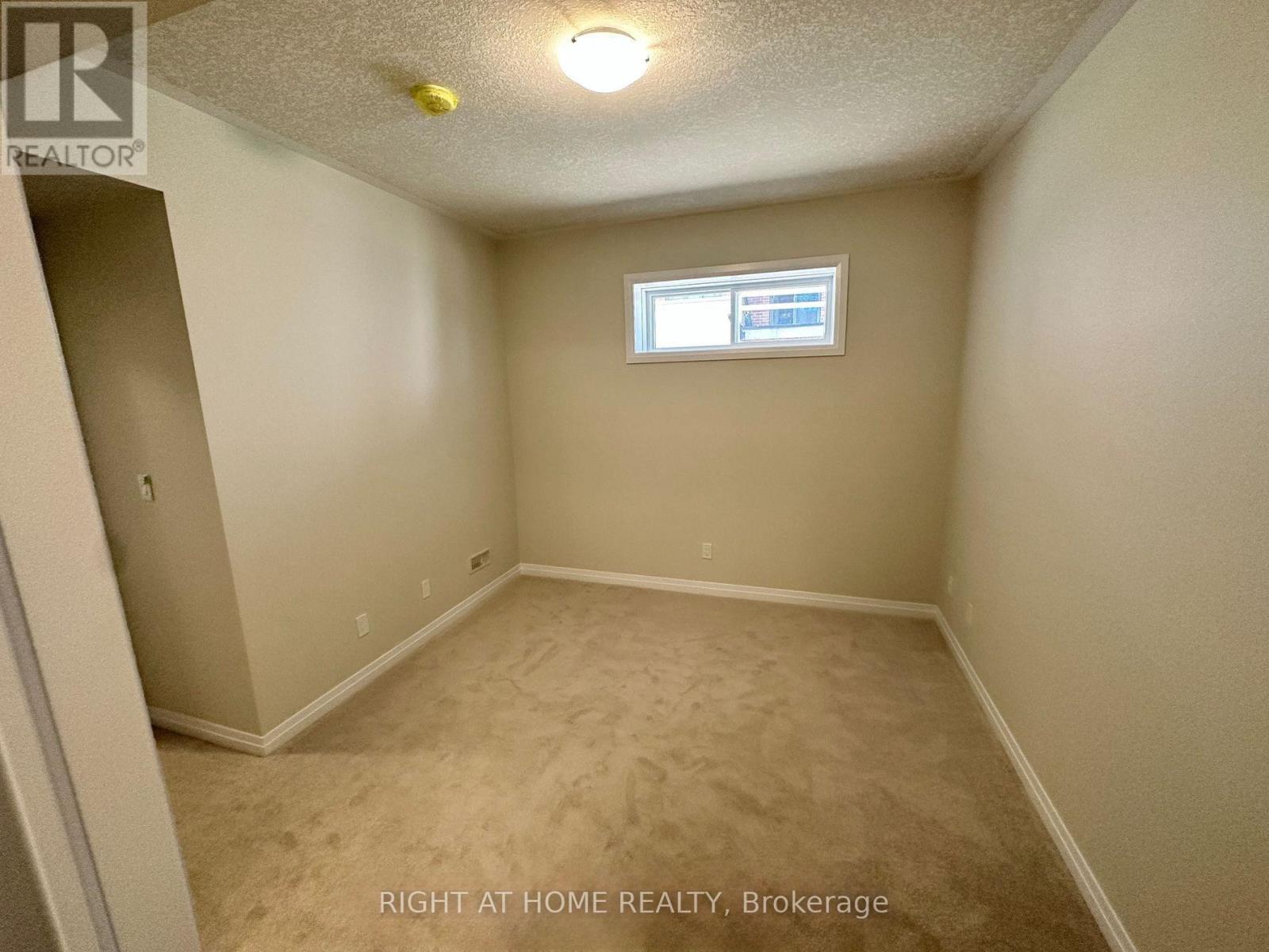 113 - 25 Isherwood Avenue, Cambridge, Ontario  N1R 0E2 - Photo 12 - X12644682