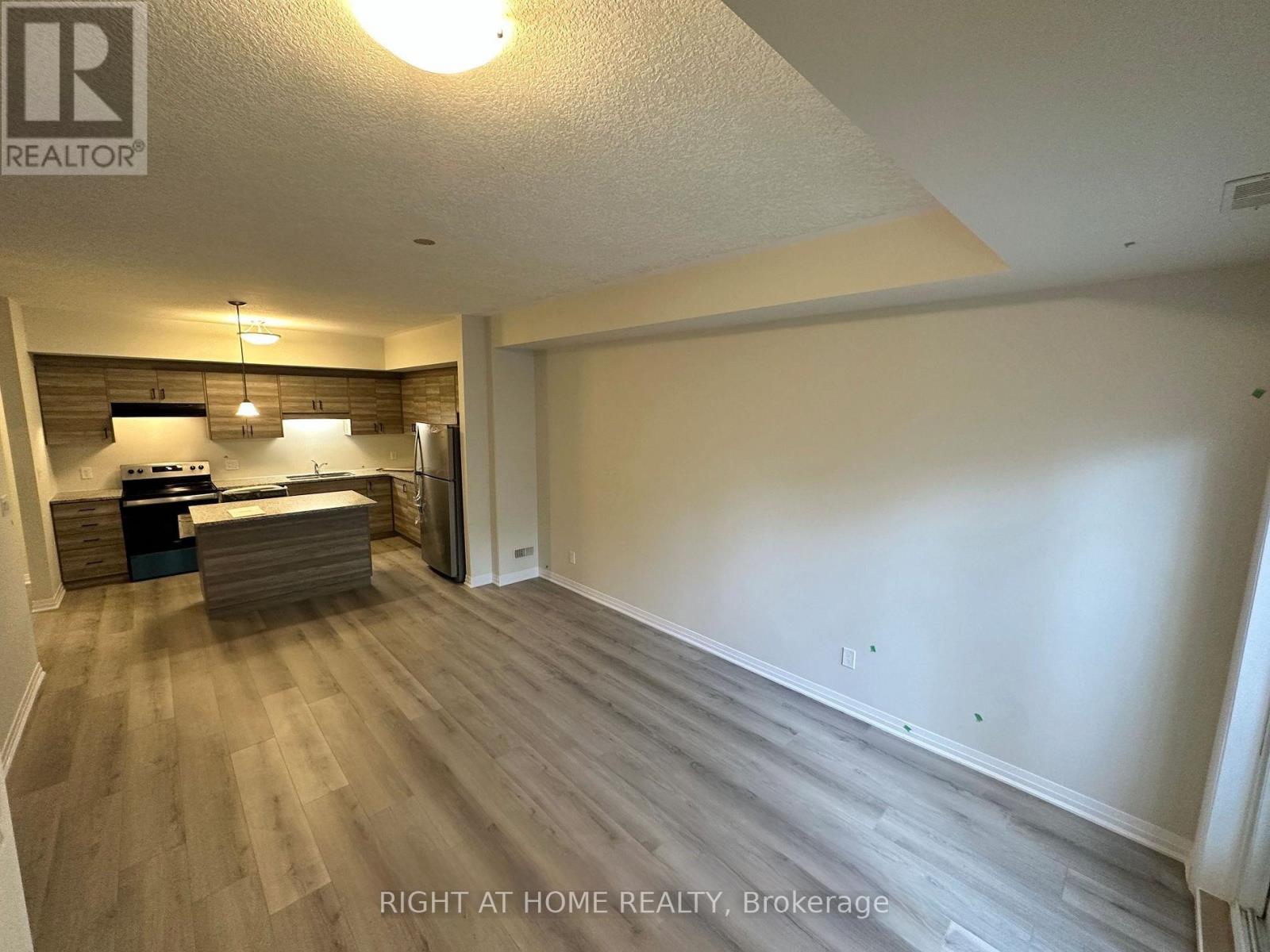 113 - 25 Isherwood Avenue, Cambridge, Ontario  N1R 0E2 - Photo 2 - X12644682