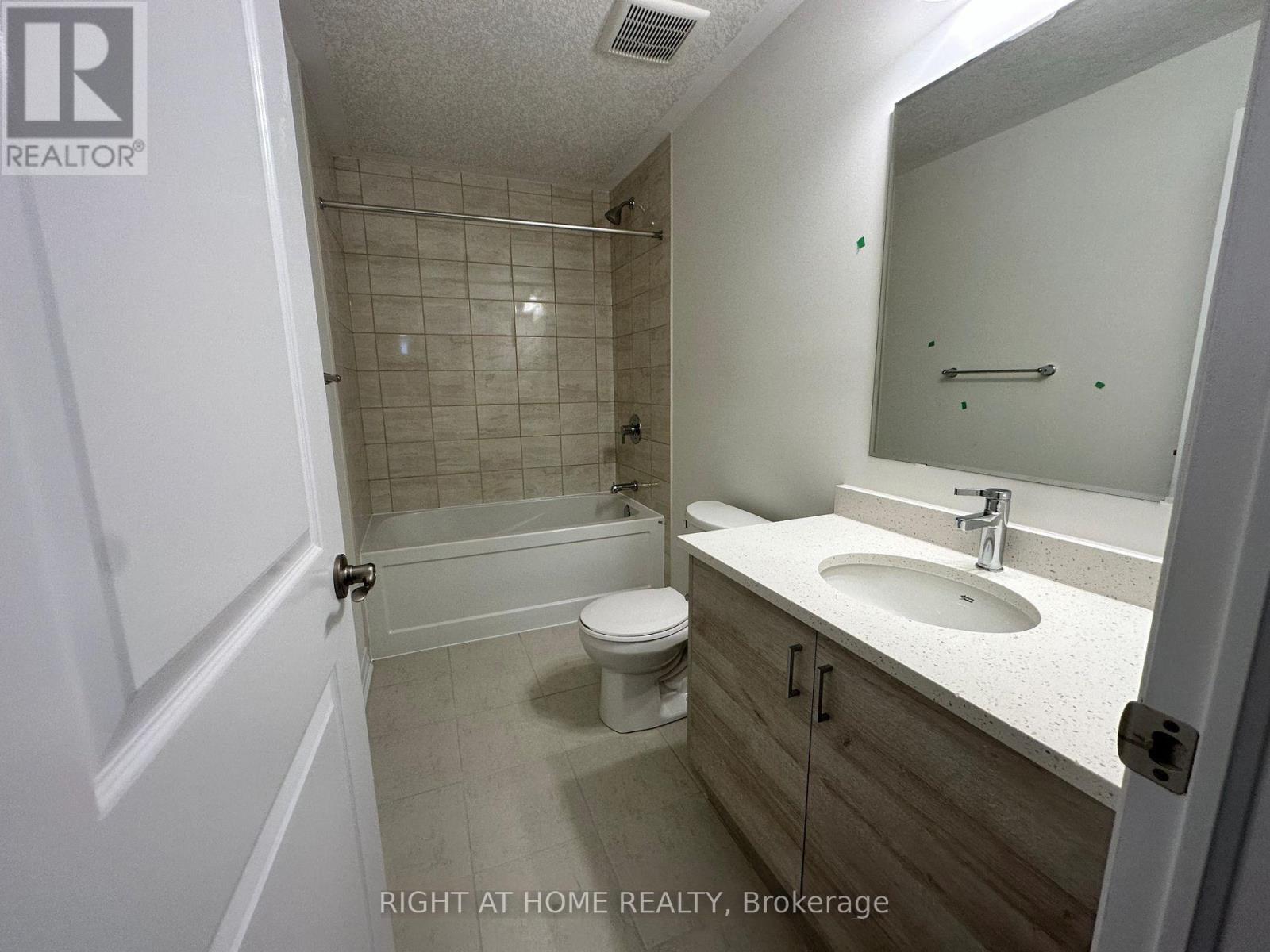 113 - 25 Isherwood Avenue, Cambridge, Ontario  N1R 0E2 - Photo 8 - X12644682