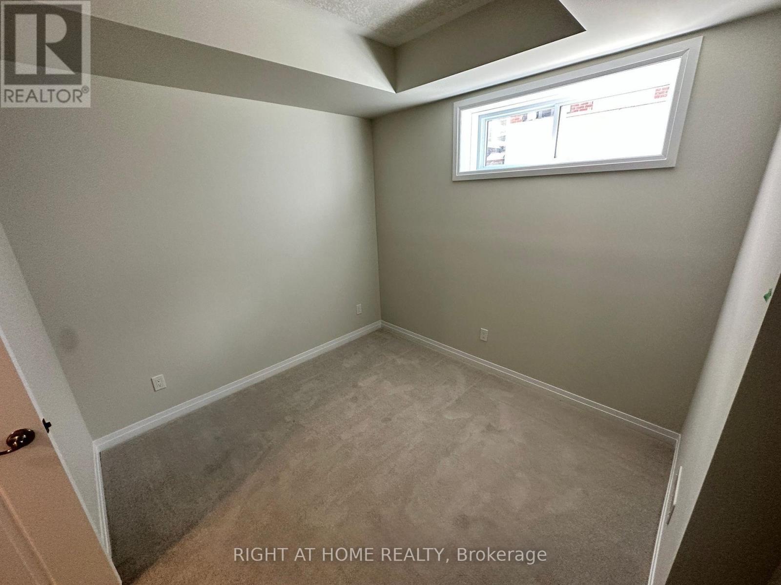 113 - 25 Isherwood Avenue, Cambridge, Ontario  N1R 0E2 - Photo 9 - X12644682