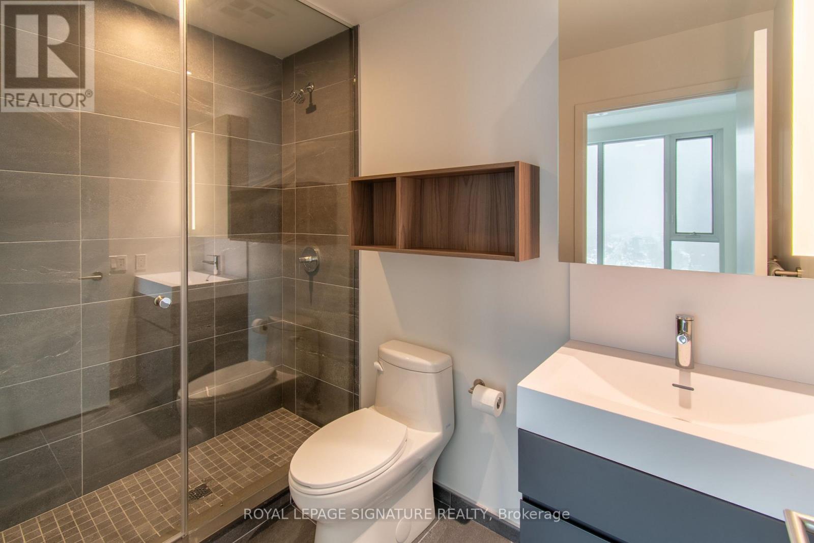 2201 - 39 Mary Street, Barrie, Ontario  L4N 1S9 - Photo 18 - S12641710