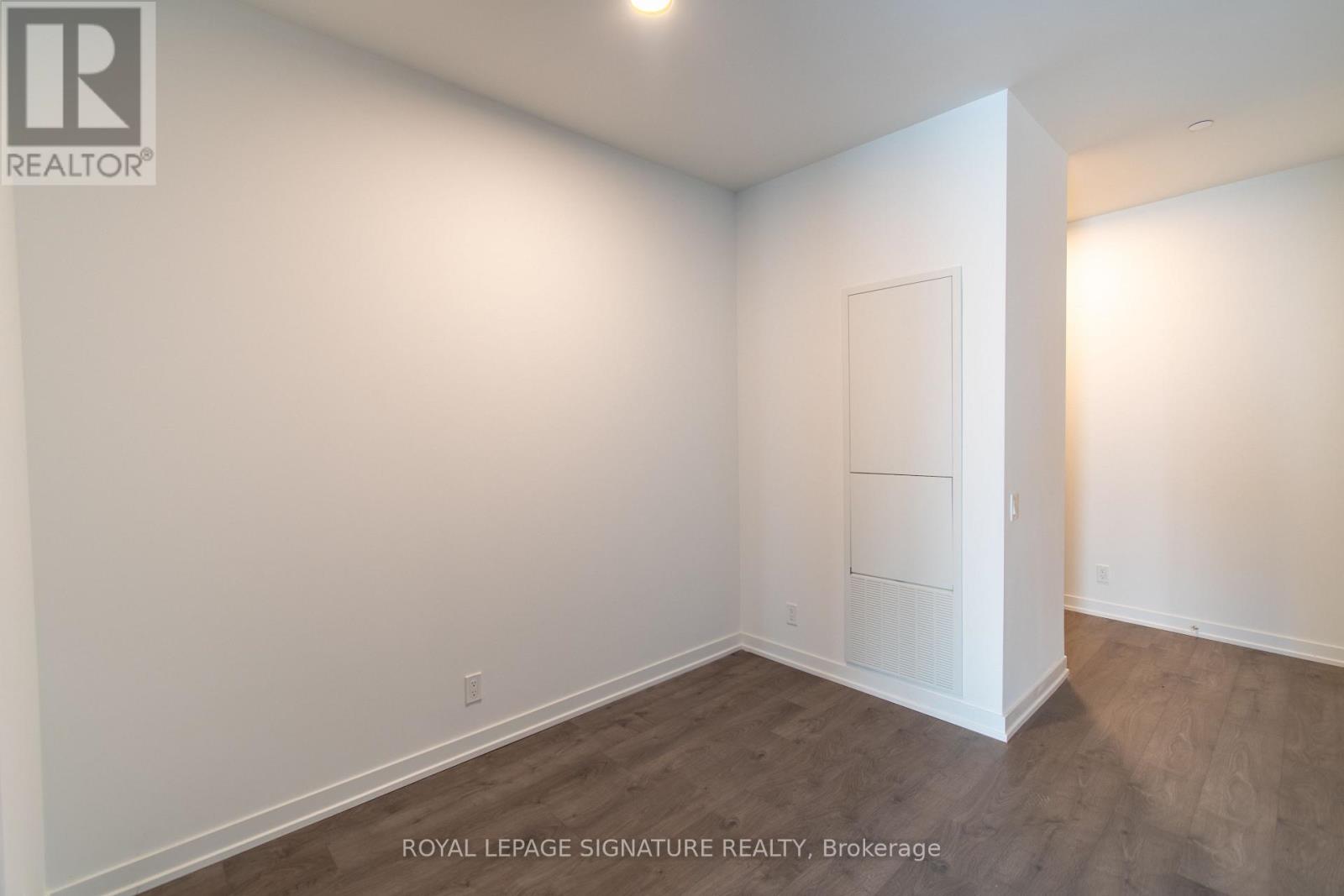 2201 - 39 Mary Street, Barrie, Ontario  L4N 1S9 - Photo 10 - S12641710