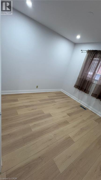 25 Munroe Street, Kitchener, Ontario  N2C 1V8 - Photo 7 - 40794698