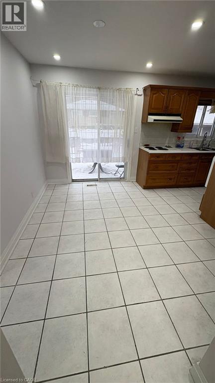 25 Munroe Street, Kitchener, Ontario  N2C 1V8 - Photo 9 - 40794698