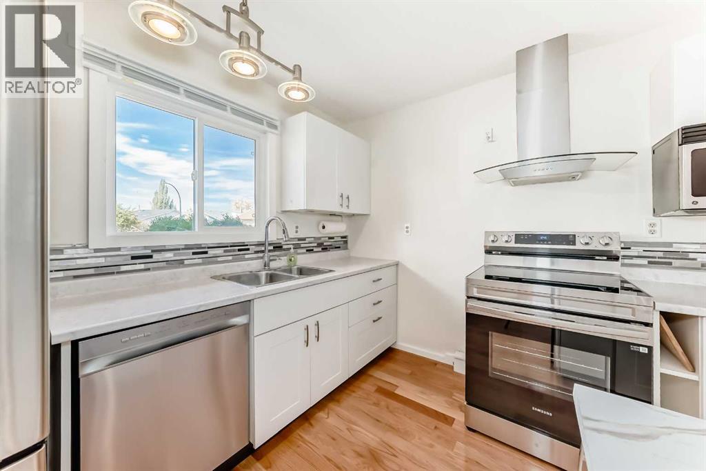 35 Ray Avenue, Red Deer, Alberta  T4P 3B9 - Photo 9 - A2260723