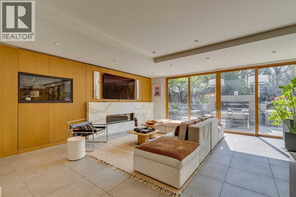 529 Sunderland Avenue Sw, Calgary, Alberta  T3C 2K5 - Photo 15 - A2256811