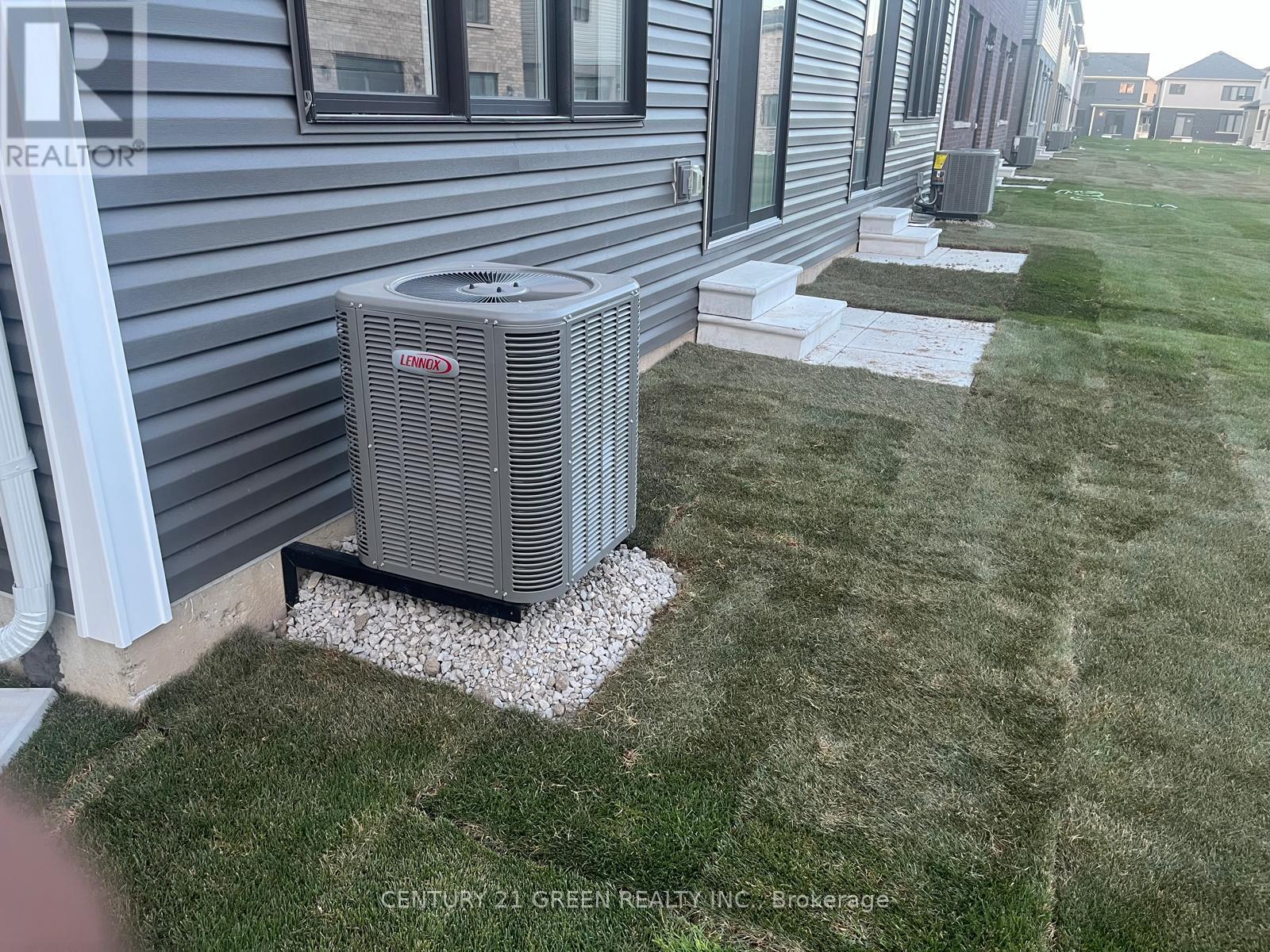 50 Sunflower Crescent, Thorold, Ontario  L0S 1K0 - Photo 17 - X12644662