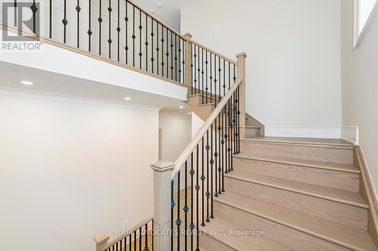 137 Timber Creek Boulevard, Vaughan, Ontario  L4H 3X8 - Photo 17 - N12644702