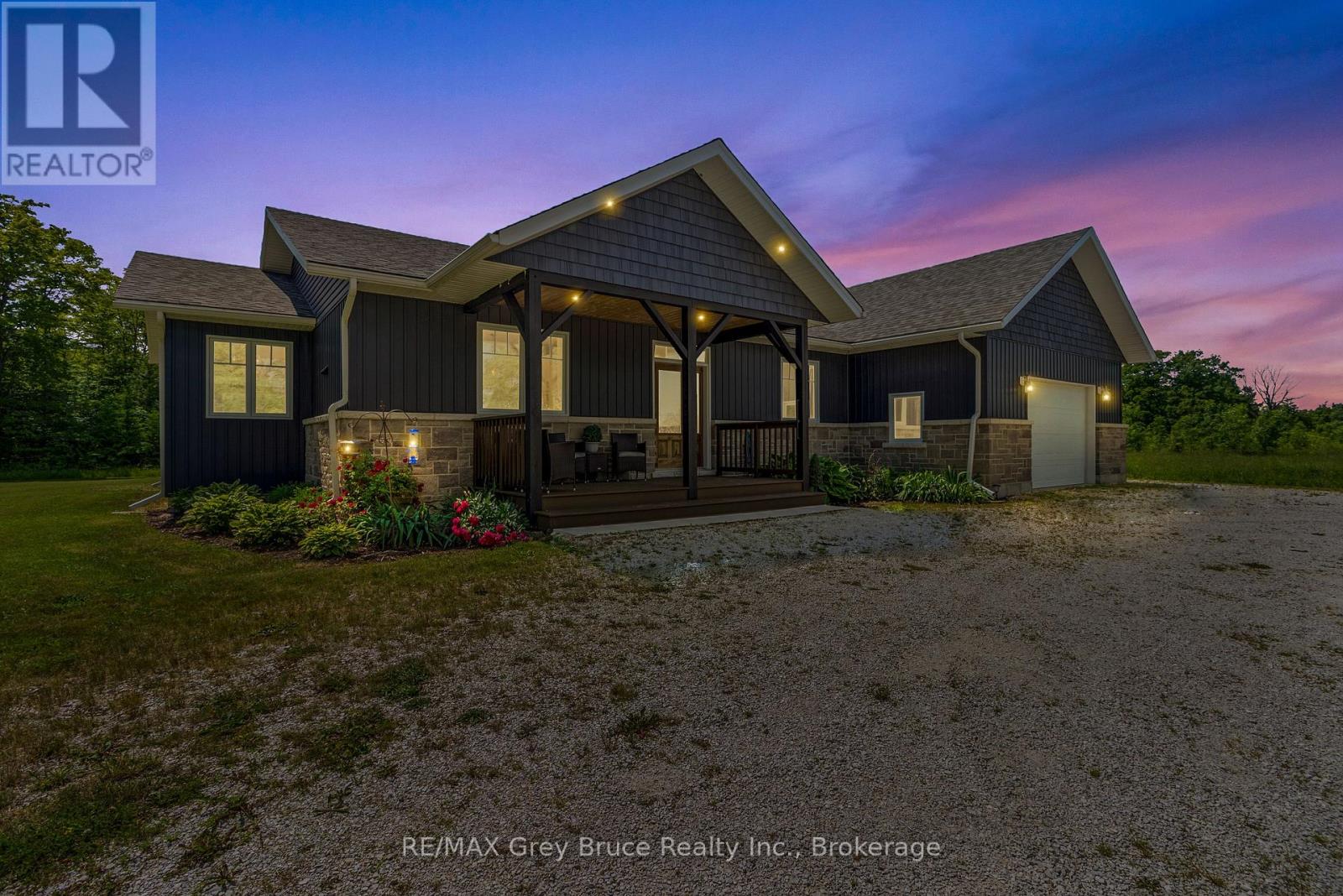 1379 West Road, Northern Bruce Peninsula, Ontario  N0H 1W0 - Photo 43 - X12526262