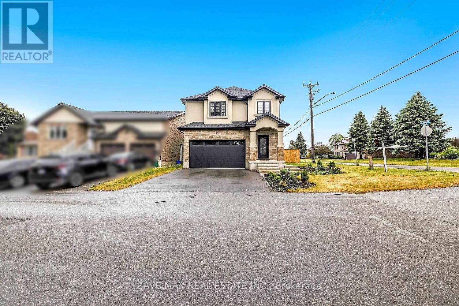 23 Forfar Avenue, Kitchener, Ontario  N2B 2Z7 - Photo 2 - X12644716