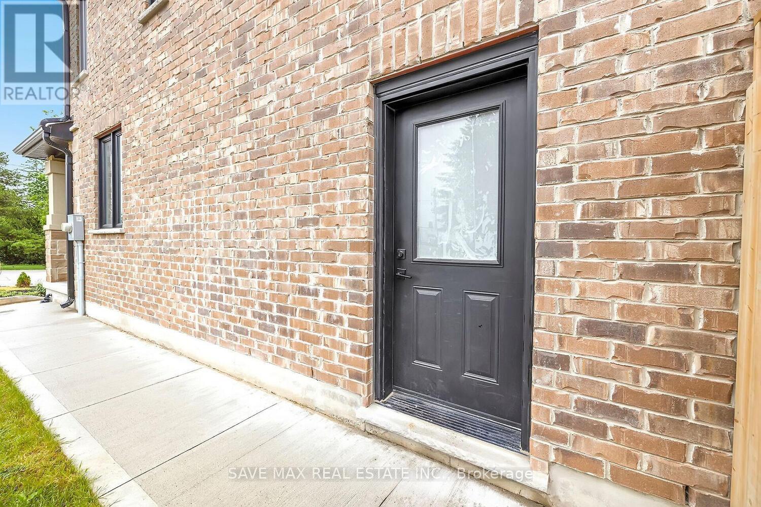 23 Forfar Avenue, Kitchener, Ontario  N2B 2Z7 - Photo 31 - X12644716