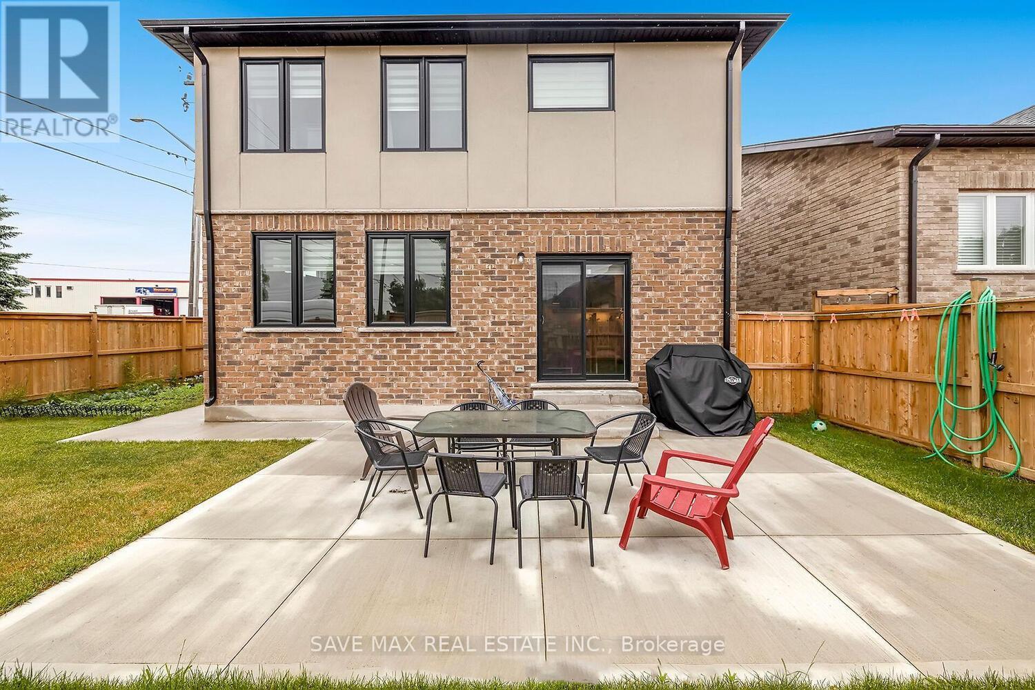 23 Forfar Avenue, Kitchener, Ontario  N2B 2Z7 - Photo 43 - X12644716