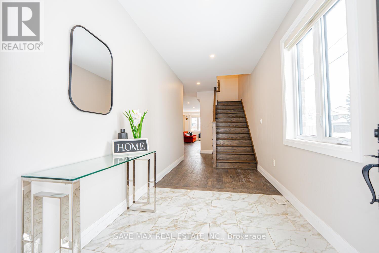 23 Forfar Avenue, Kitchener, Ontario  N2B 2Z7 - Photo 5 - X12644716