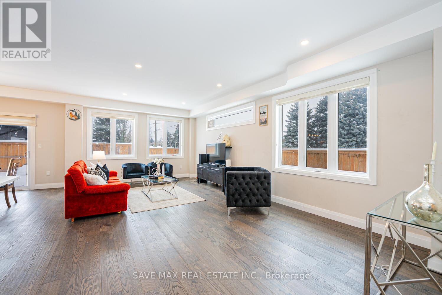 23 Forfar Avenue, Kitchener, Ontario  N2B 2Z7 - Photo 7 - X12644716