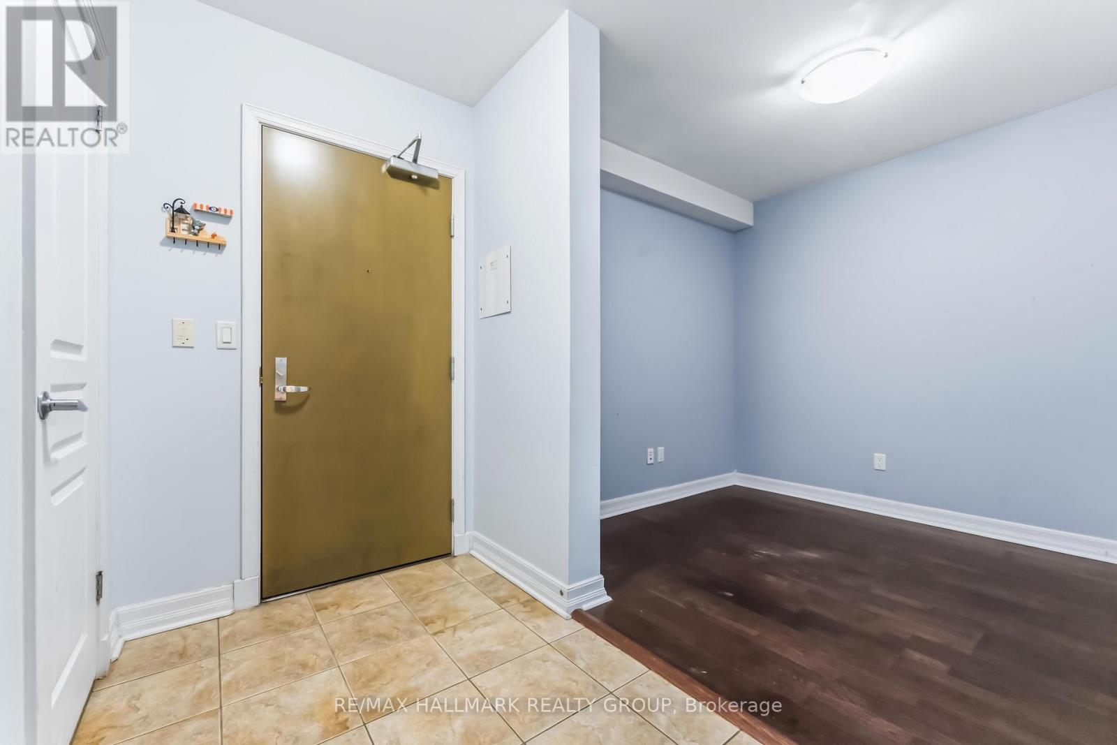 808 - 200 Besserer Street, Ottawa, Ontario  K1N 0A7 - Photo 6 - X12644724