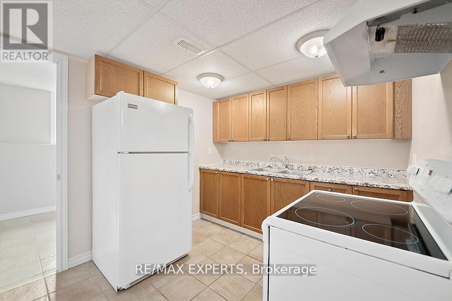 2104 Galloway Street, Innisfil, Ontario  L9S 0H5 - Photo 19 - N12644742