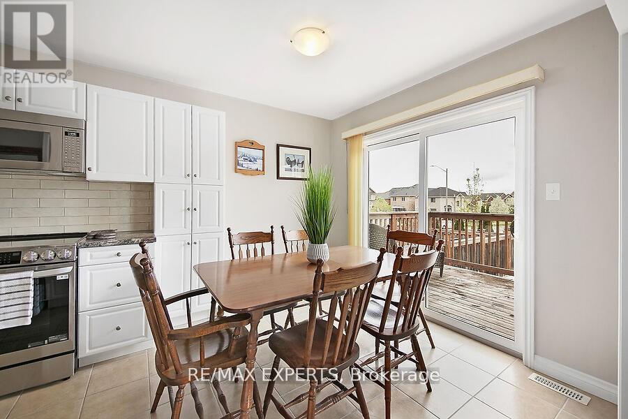 2104 Galloway Street, Innisfil, Ontario  L9S 0H5 - Photo 5 - N12644742