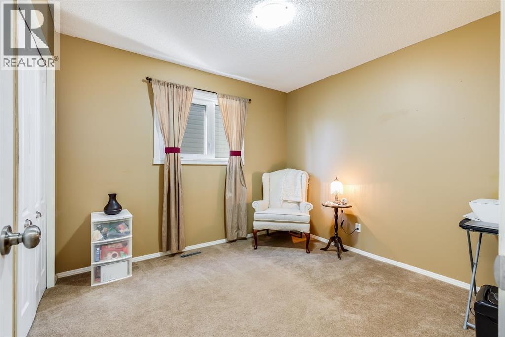 1808 Meadowbrook Gate Se, Airdrie, Alberta  T4A 2B4 - Photo 22 - A2269704