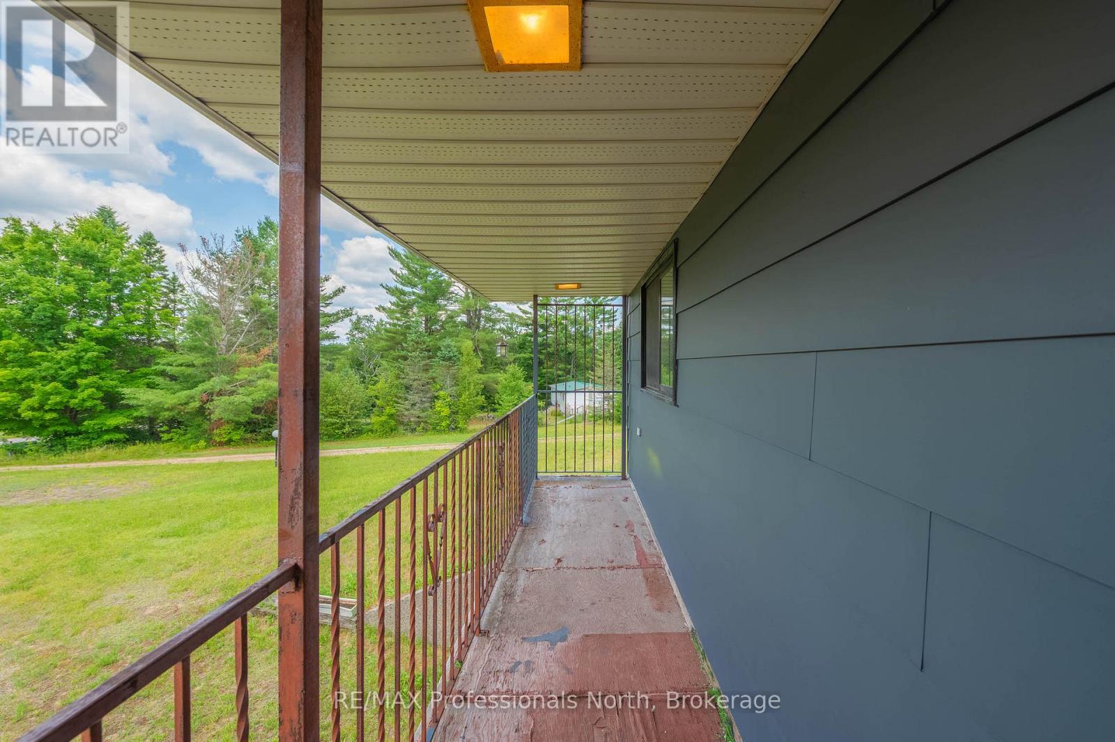 3204 Gelert Road, Minden Hills, Ontario  K0M 2K0 - Photo 23 - X12322071