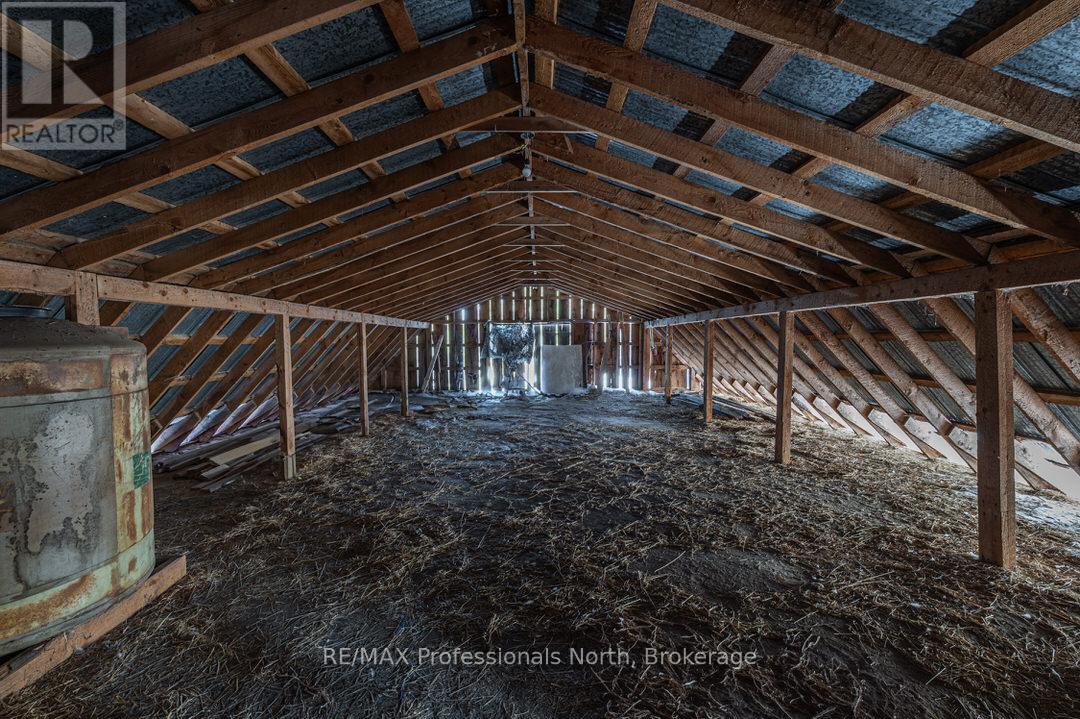 3204 Gelert Road, Minden Hills, Ontario  K0M 2K0 - Photo 32 - X12322071