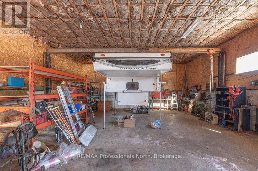 3204 Gelert Road, Minden Hills, Ontario  K0M 2K0 - Photo 39 - X12322071