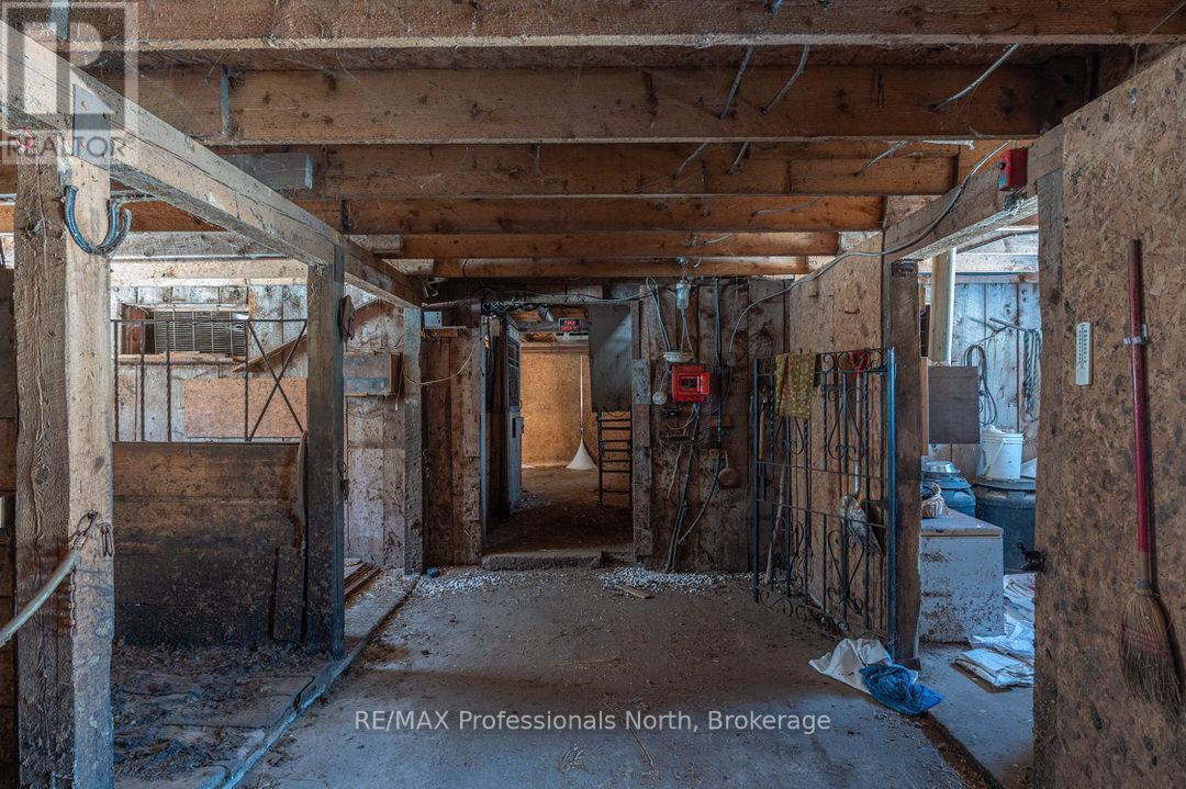 3204 Gelert Road, Minden Hills, Ontario  K0M 2K0 - Photo 37 - X12322071