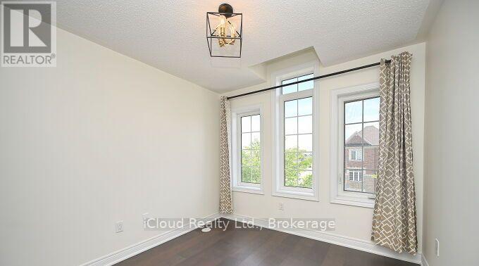 3069 Preserve Drive, Oakville, Ontario  L6M 0T6 - Photo 14 - W12644728