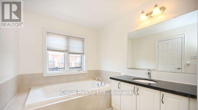 3069 Preserve Drive, Oakville, Ontario  L6M 0T6 - Photo 36 - W12644728