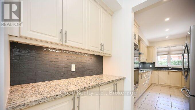 3069 Preserve Drive, Oakville, Ontario  L6M 0T6 - Photo 7 - W12644728