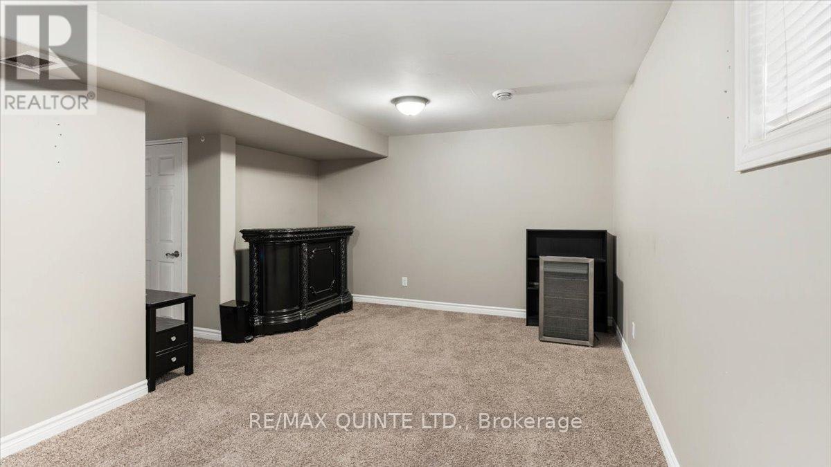 54 Princeton Place, Belleville, Ontario  K8N 0B3 - Photo 18 - X12644764