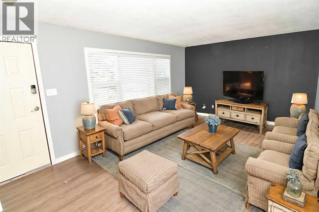 230054 Range Road 255, Rural Wheatland County, Alberta  T1P 1K9 - Photo 10 - A2260363