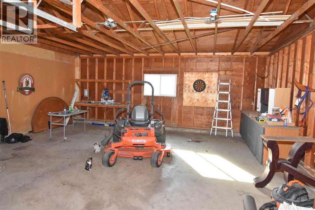 230054 Range Road 255, Rural Wheatland County, Alberta  T1P 1K9 - Photo 4 - A2260363