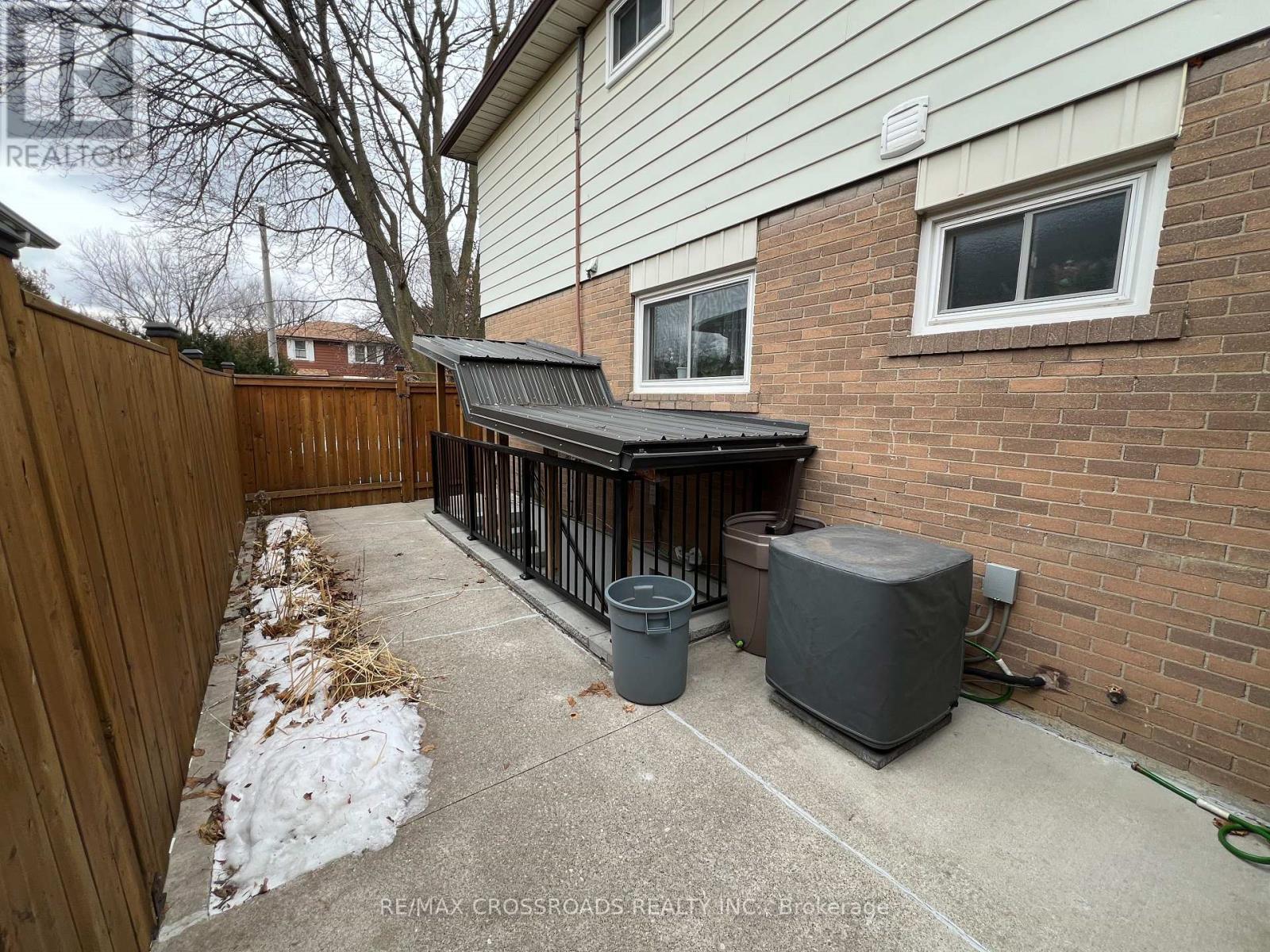 BASEMENT - 64 DORSET DRIVE, Brampton, Ontario