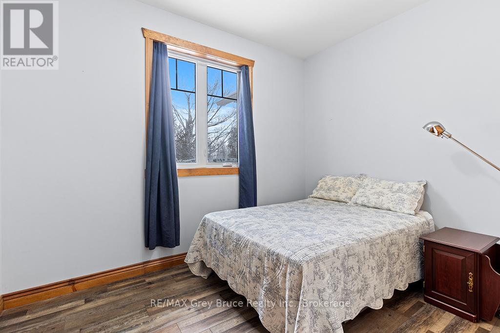 1379 West Road, Northern Bruce Peninsula, Ontario  N0H 1W0 - Photo 28 - X12526262