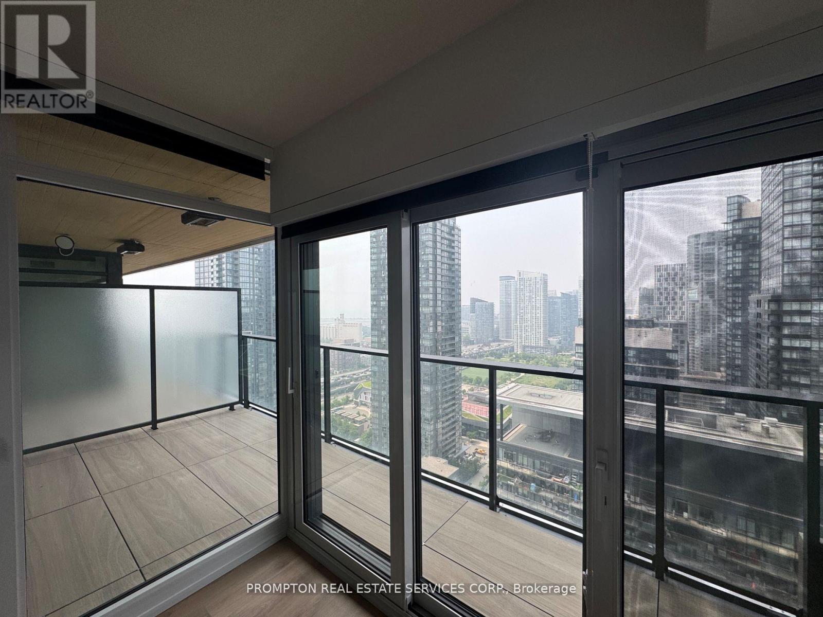 2801 - 3 Concord Cityplace Way, Toronto, Ontario  M5V 0X4 - Photo 12 - C12644774