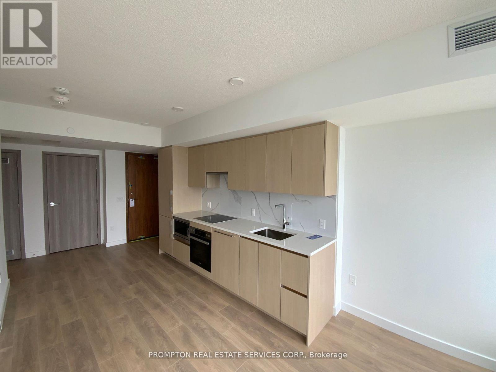 2801 - 3 Concord Cityplace Way, Toronto, Ontario  M5V 0X4 - Photo 9 - C12644774