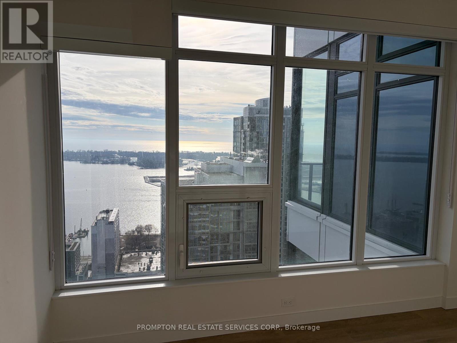 4802 - 1 Concord Cityplace Way, Toronto, Ontario  M5V 0X3 - Photo 23 - C12644780