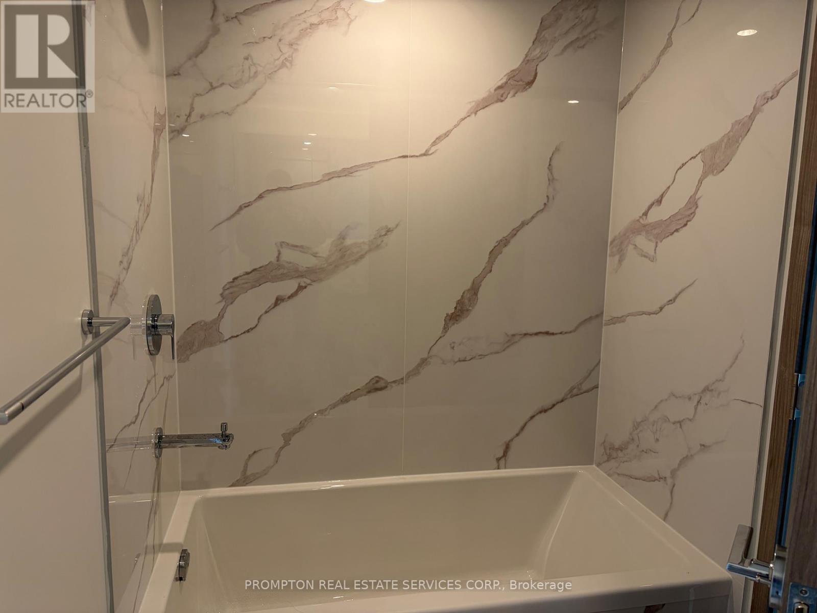 4802 - 1 Concord Cityplace Way, Toronto, Ontario  M5V 0X3 - Photo 29 - C12644780